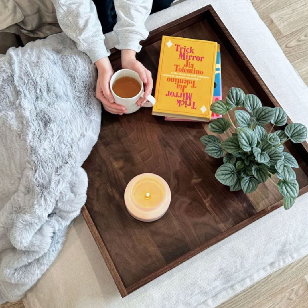Coffee Table or Ottoman: A Guide to Choosing the Right One for Your Home